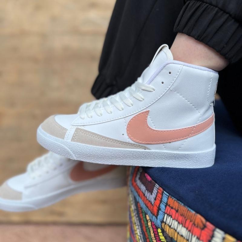 Blazer Bilekli Beyaz Pudra