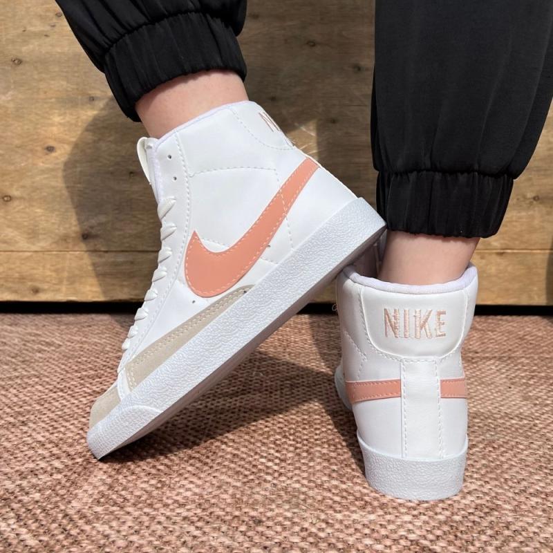 Blazer Bilekli Beyaz Pudra