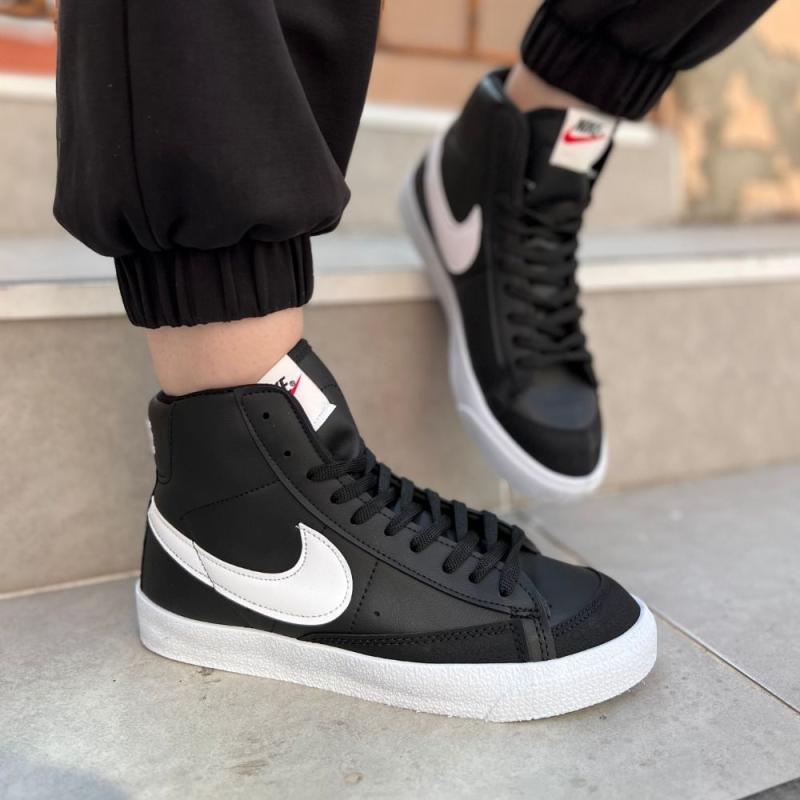 Blazer Bilekli Siyah Beyaz
