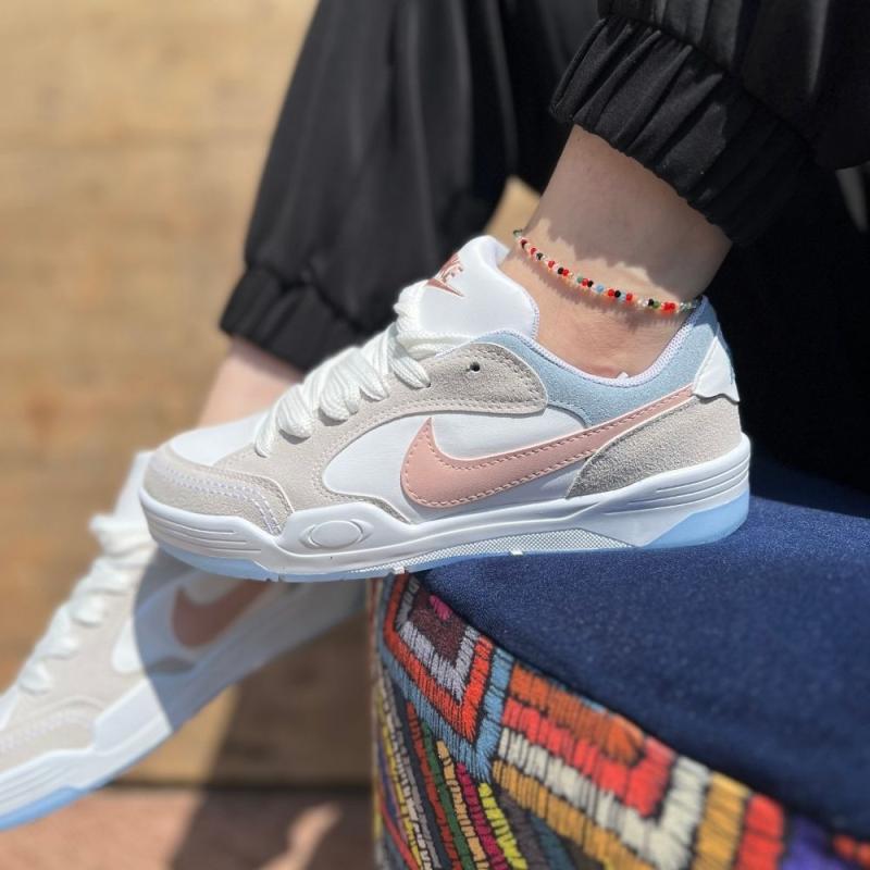 Nike3000 Pembe