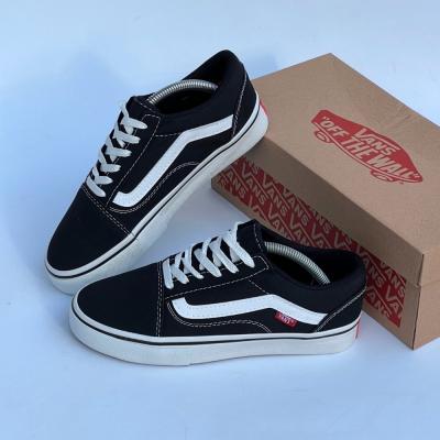 Vans Kısa Siyah Beyaz