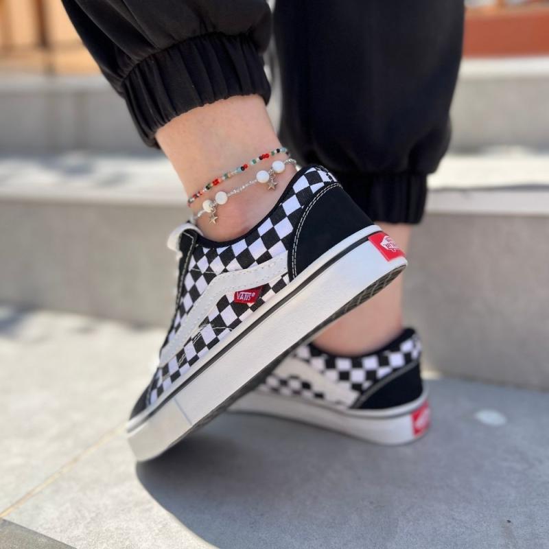 Vans Kısa Dama